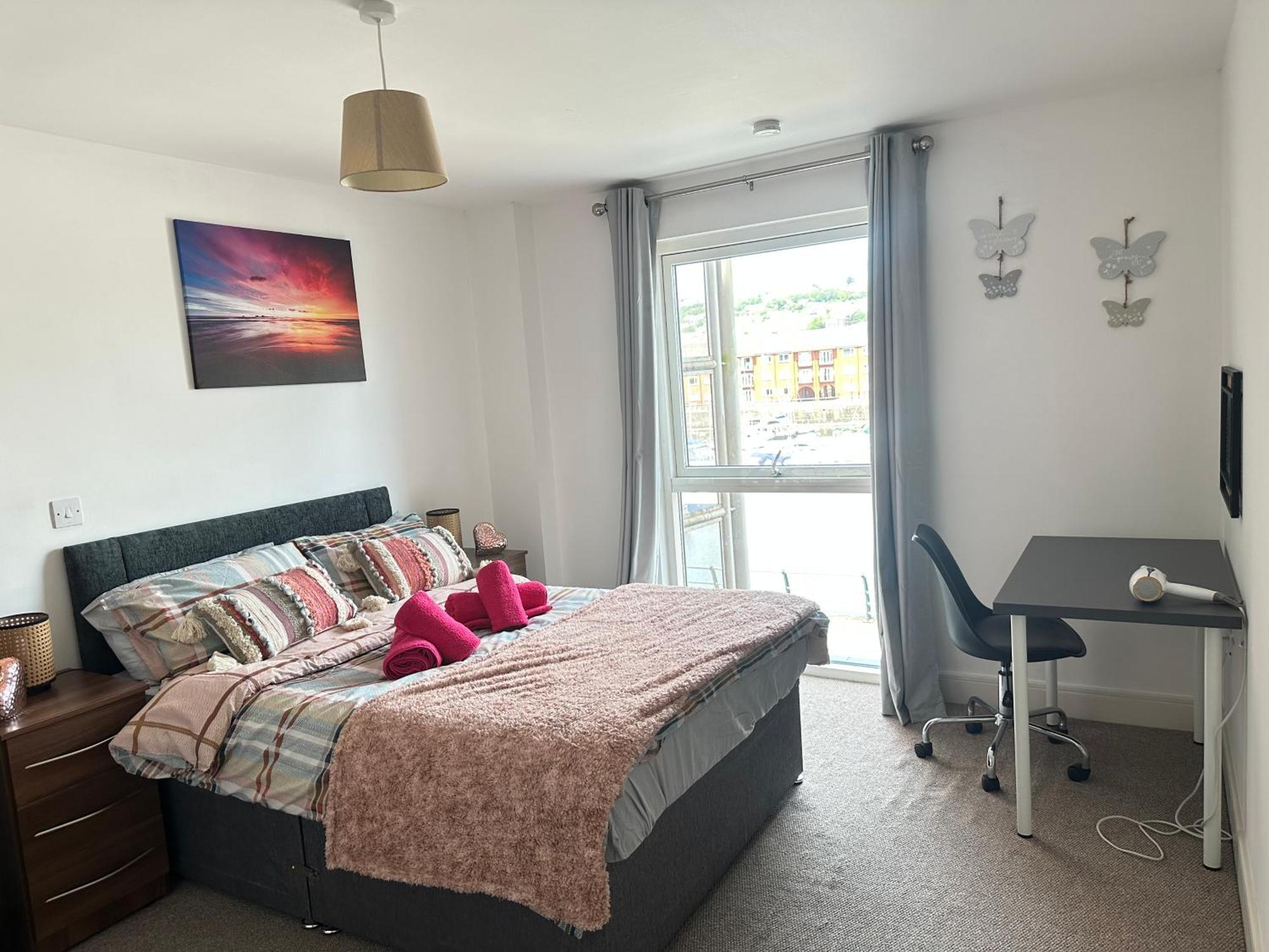 Water Front Apt Walk To The Beach & City Centre Swansea Luaran gambar
