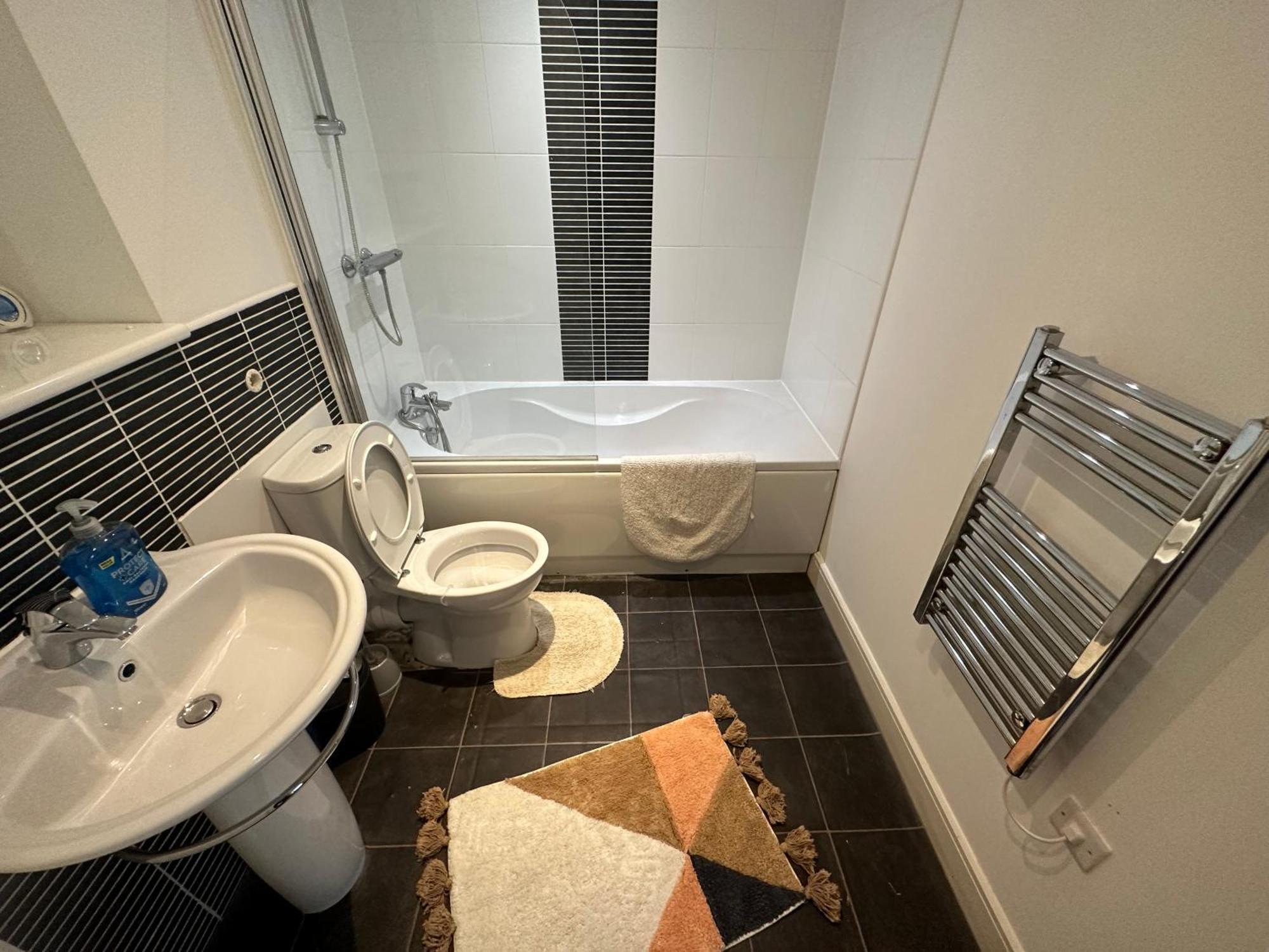 Water Front Apt Walk To The Beach & City Centre Swansea Luaran gambar